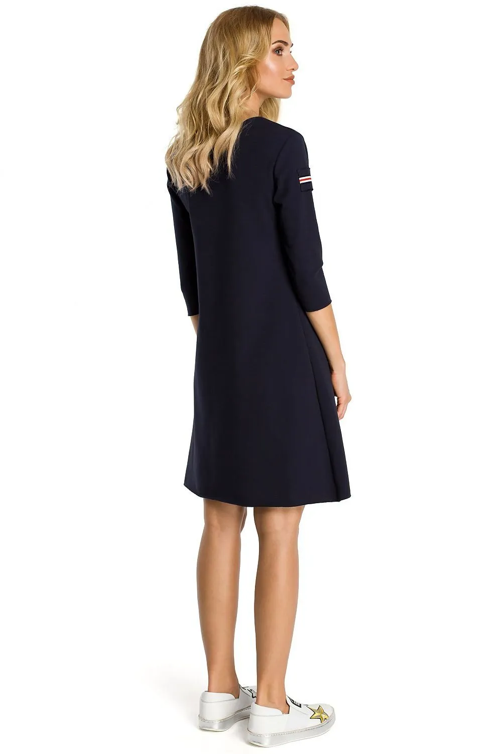 Chic Knit Dress with Elegant Ribbon Trim and Functional Pocket