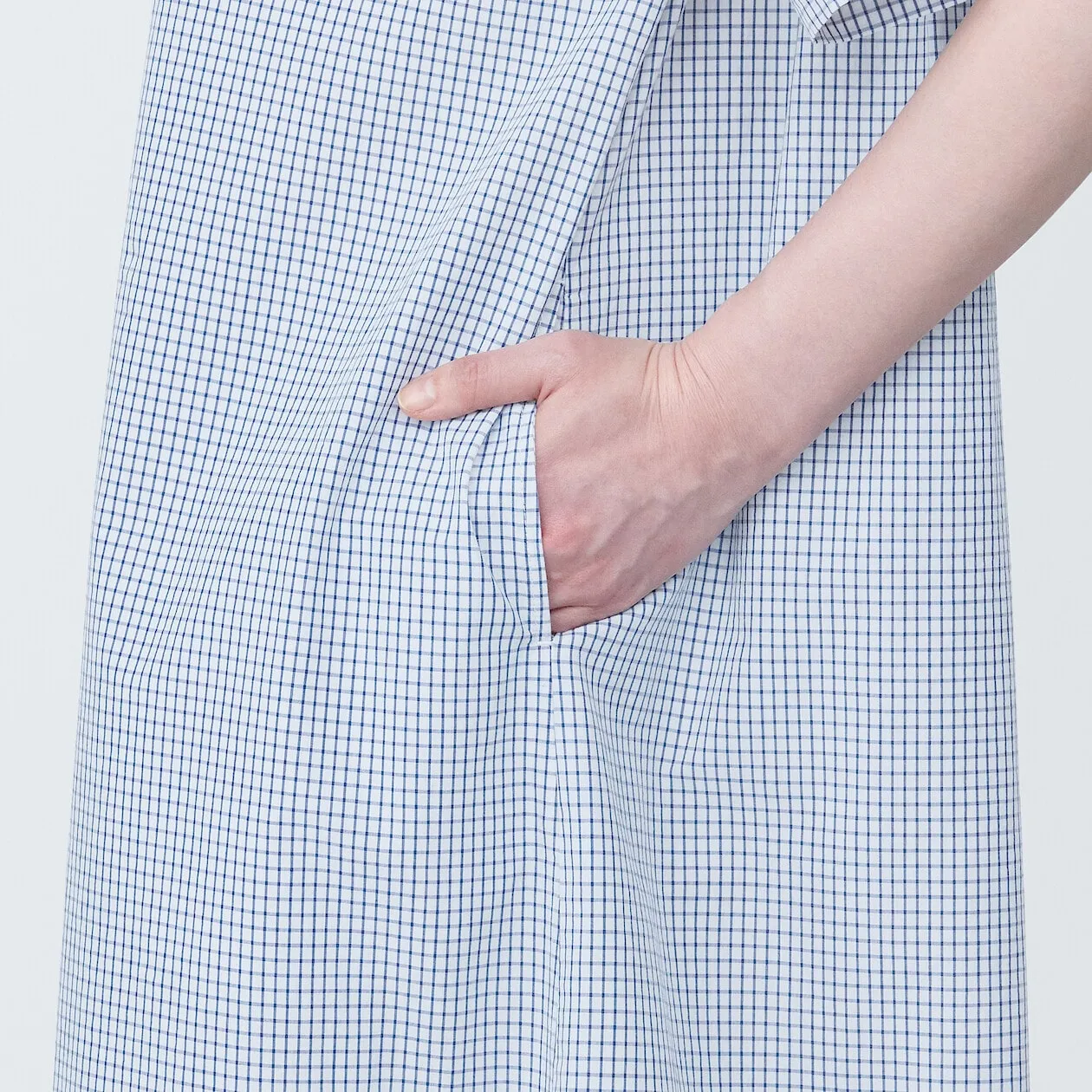 Cool Touch Broadcloth Stand Collar Short Sleeve Dress