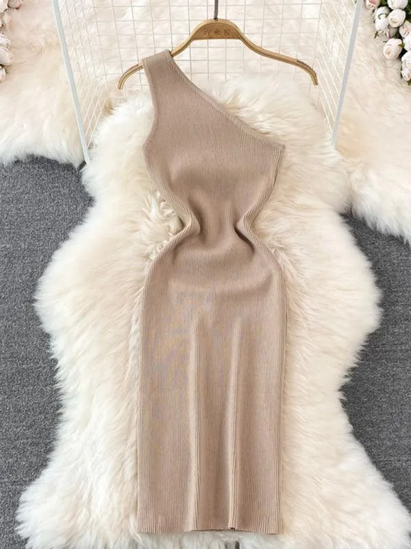Elegant Asymmetrical Off-Shoulder Knit Dress for a Flattering Silhouette
