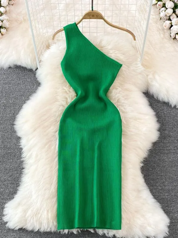 Elegant Asymmetrical Off-Shoulder Knit Dress for a Flattering Silhouette