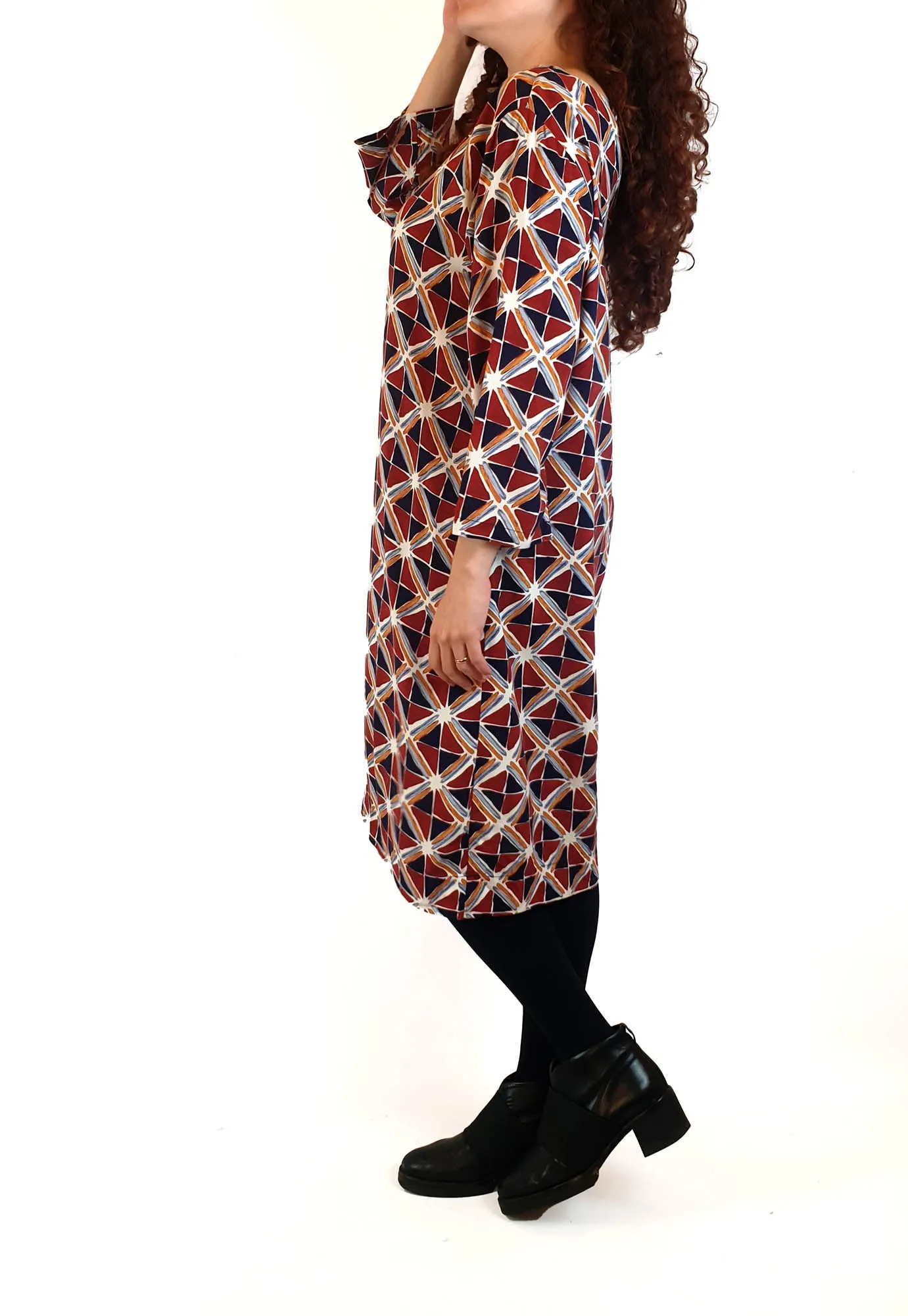 Elm red and blue-dominant unique print long sleeve dress size 10