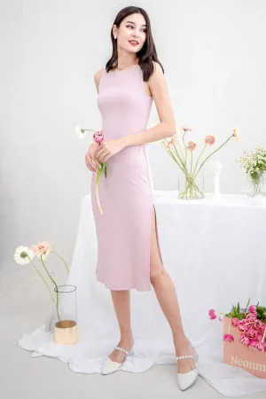 EVIANNA RIBBED DRESS IN PINK