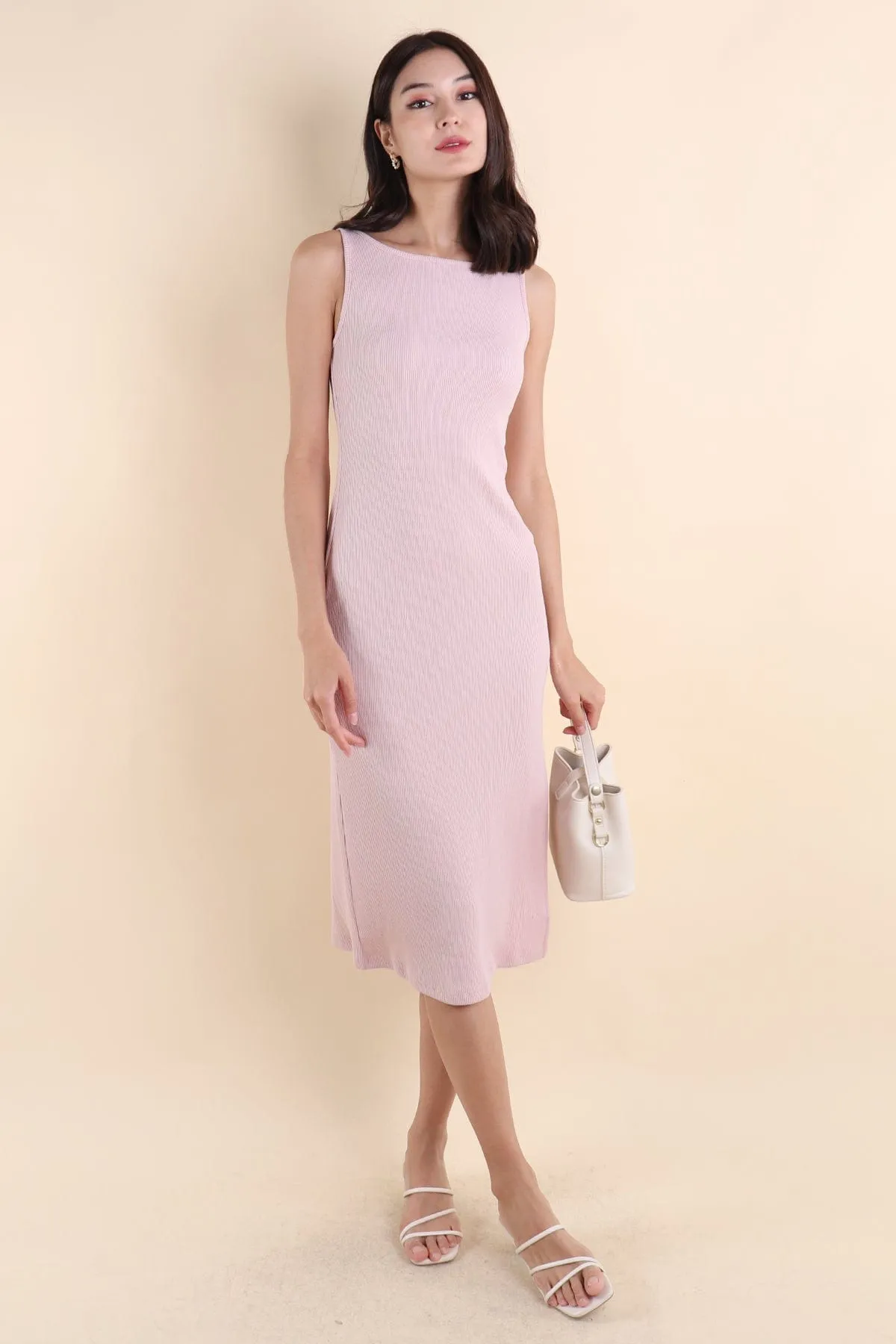 EVIANNA RIBBED DRESS IN PINK