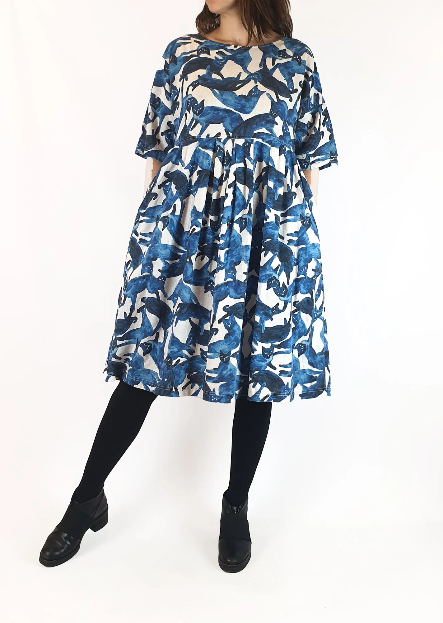 Gorman blue cat print dress size 6 (fits 6-8)
