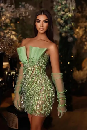 Green Short V-Neck Strapless Tulle Beads Mermaid Prom Dress