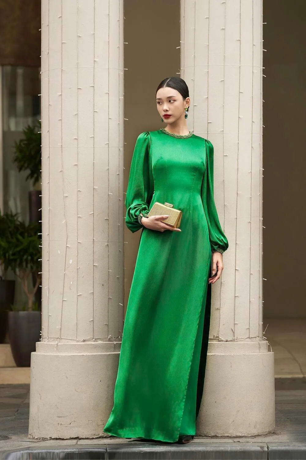Iridessa Straight Bishop Sleeved Silk Floor Length Ao Dai