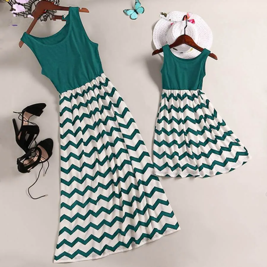 Mom and Me Trendy Sleeveless Wave Striped Dress