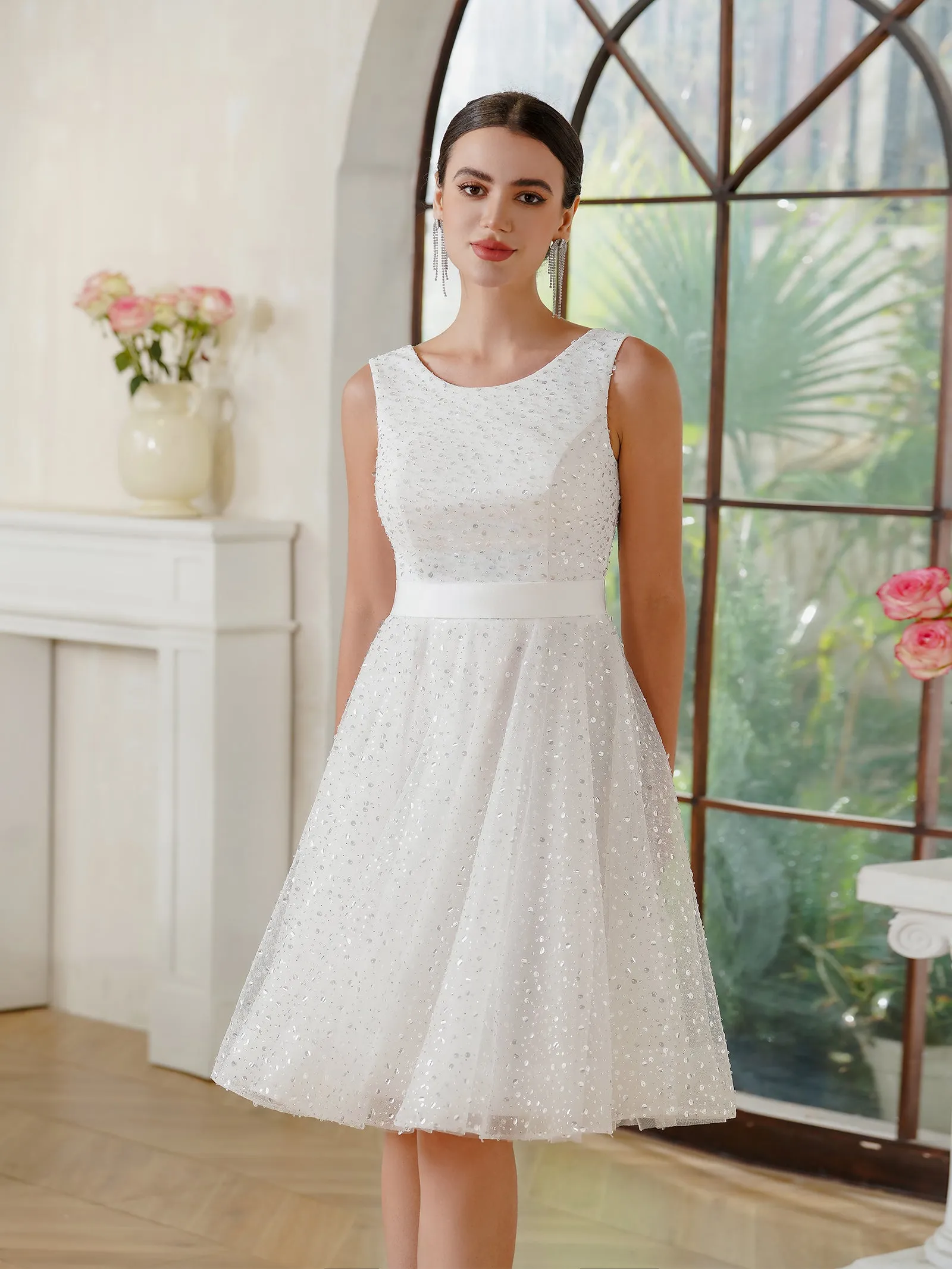 Short A-Line Backless Sleeveless Crew Tulle Prom Dresses with Sequins