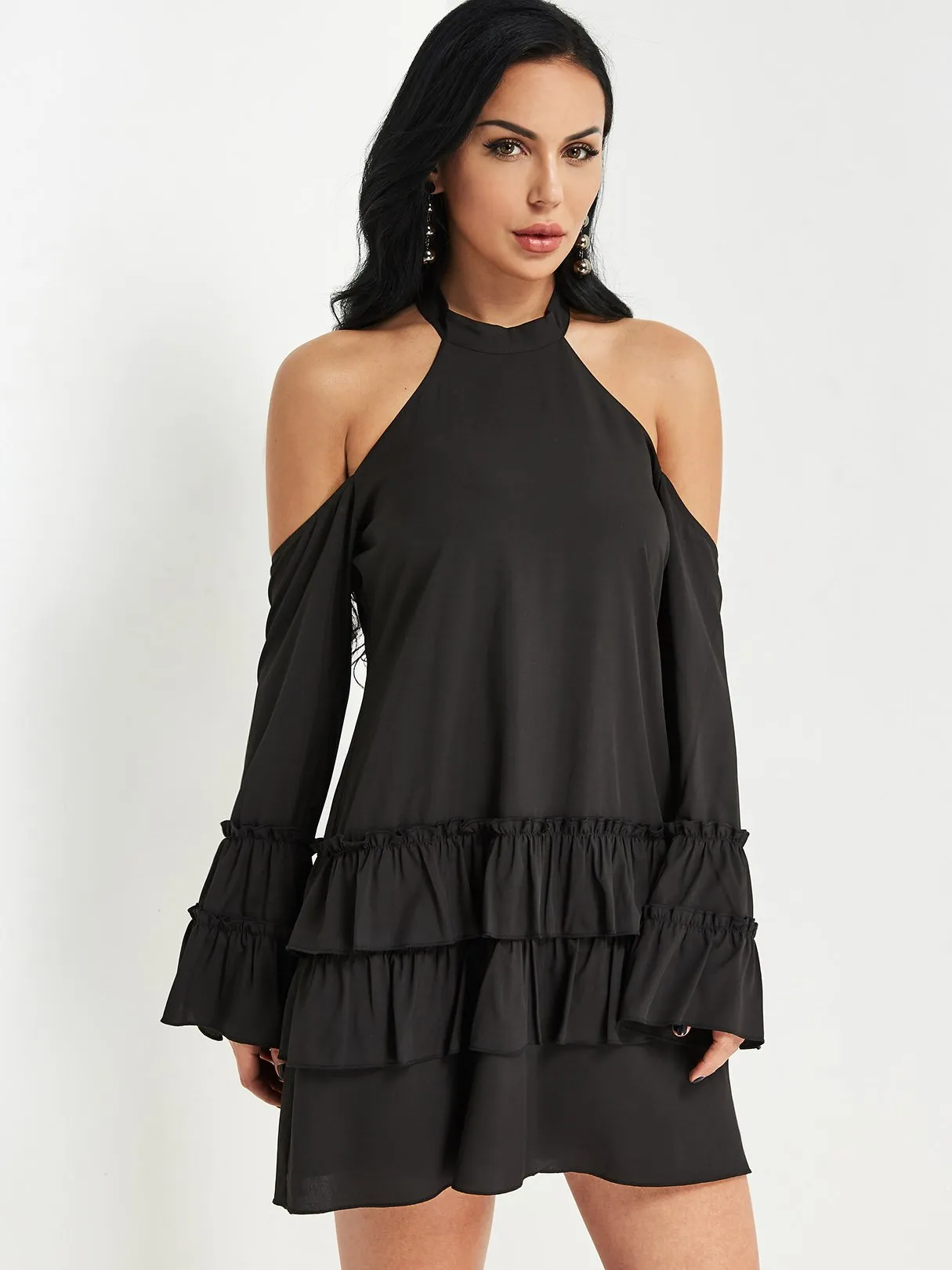 Wholesale Black Halter Cold Shoulder Long Sleeve Plain Sexy Dresses