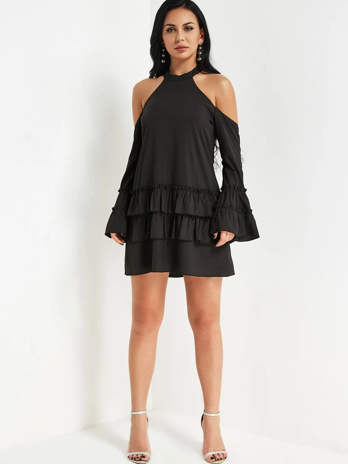 Wholesale Black Halter Cold Shoulder Long Sleeve Plain Sexy Dresses