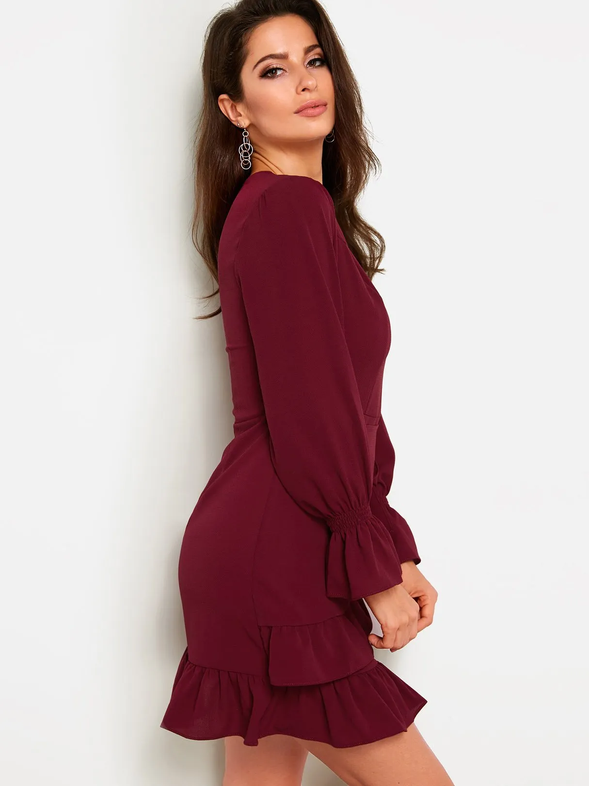 Wholesale Burgundy Round Neck Plain Self-Tie Flounced Hem Sexy Dress