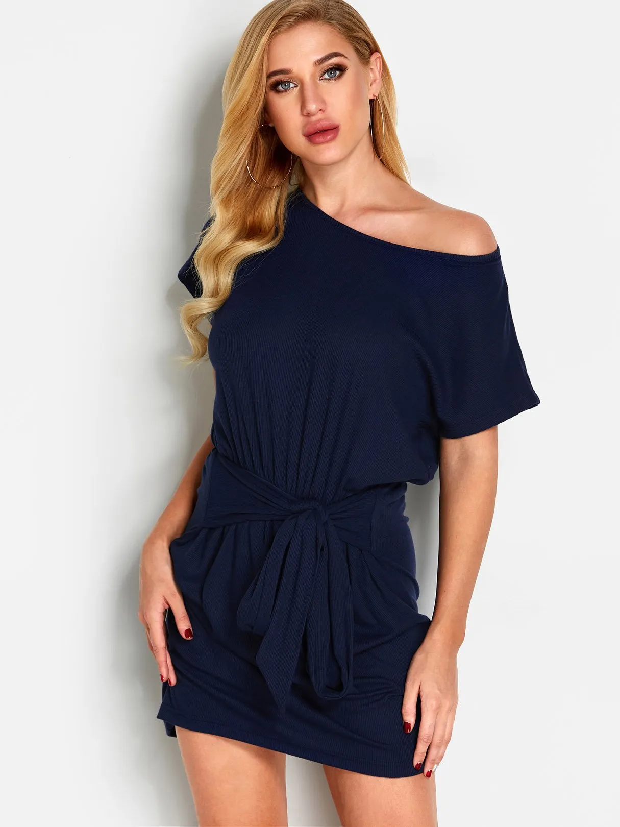 Wholesale Navy Round Neck One Shoulder Short Sleeve Lace-Up Sexy Dresses