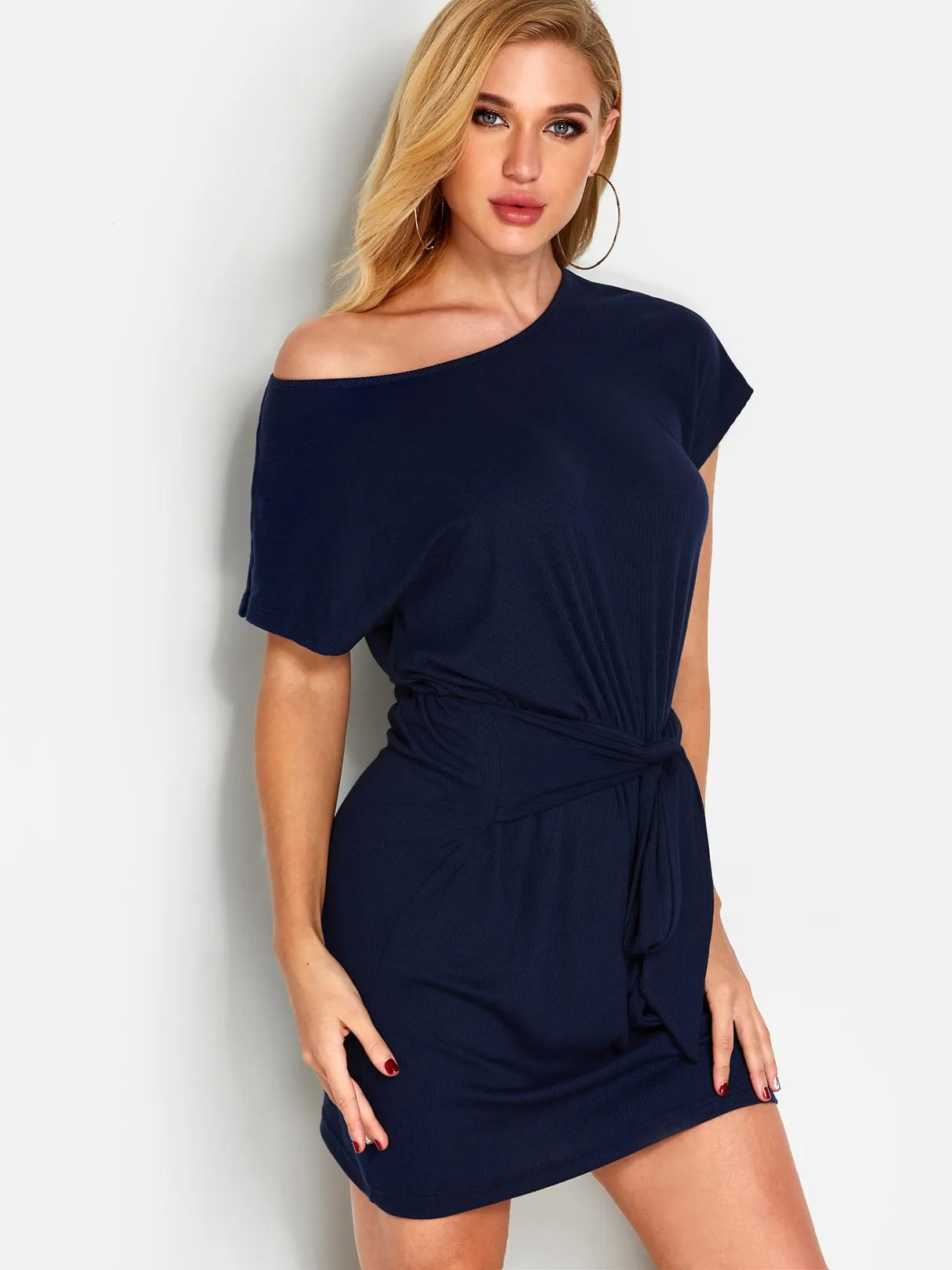 Wholesale Navy Round Neck One Shoulder Short Sleeve Lace-Up Sexy Dresses